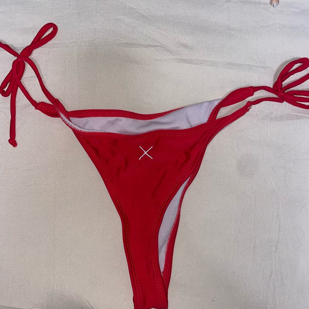 Boutine La string bikini bottom